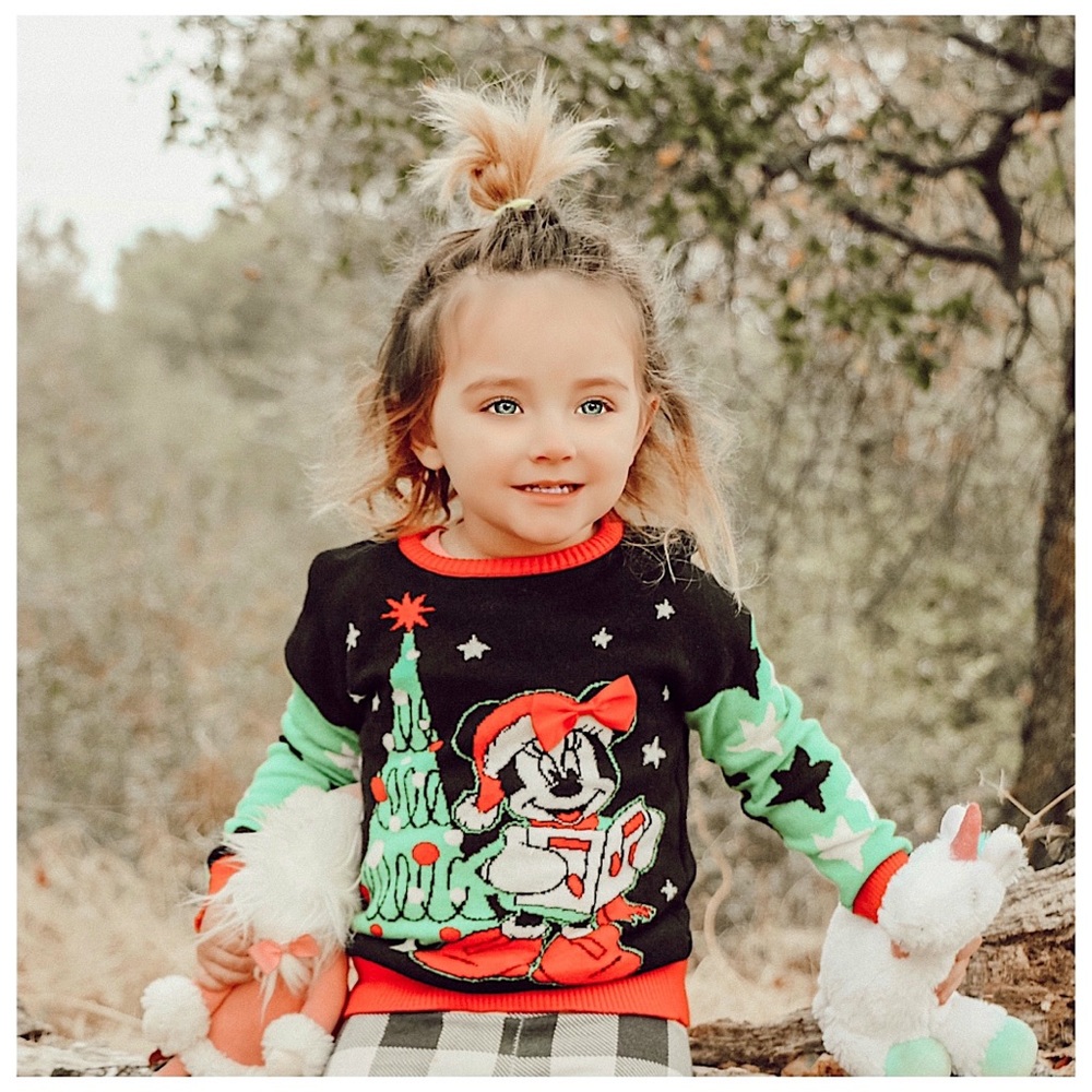 Minnie Christmas Sweater
